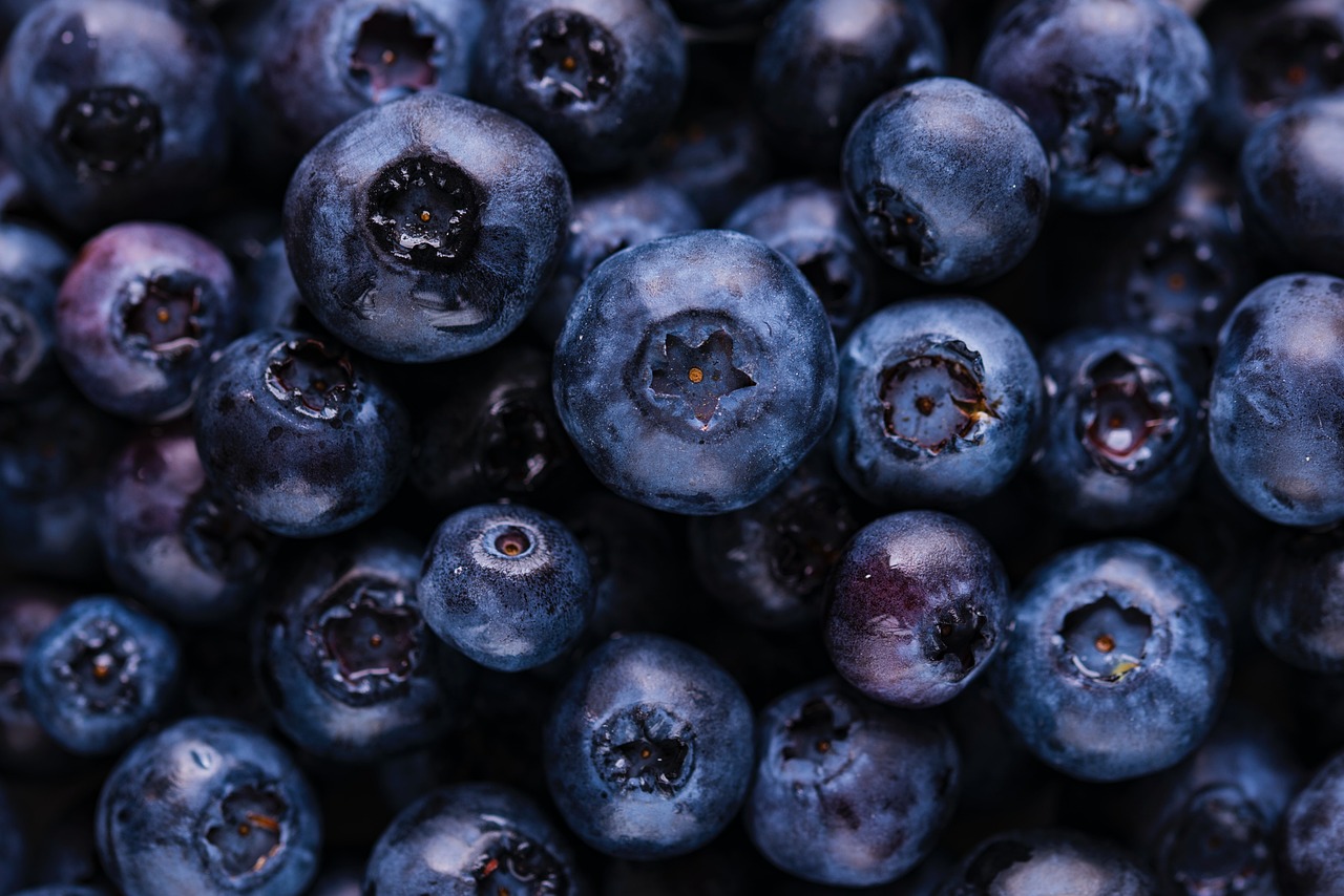 Blueberries: A Superfood for Brain and Heart Health