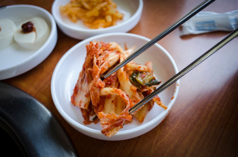 Nutrition and wellness research guide focusing on fermented foods kefir and kimchi for microbiome diversity healthy choices